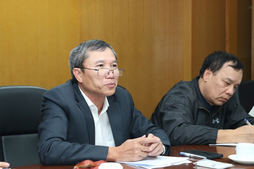 Ông Hoàng Ngọc Trung tiếp thu ý kiến và phát biểu tại buổi làm việc