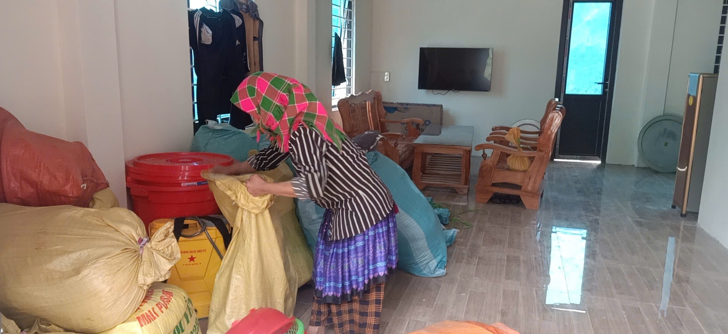 Thêm nhiều hộ dân thôn Kho Vàng hân hoan chuyển về nhà mới