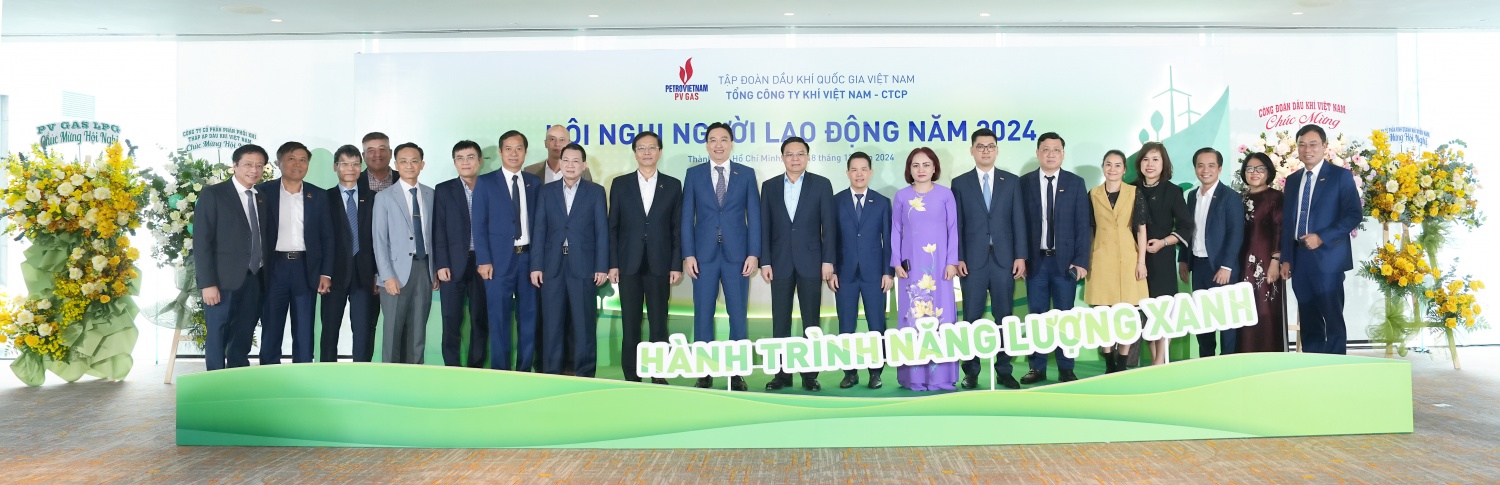 Lãnh đạo Petrovietnam và PV GAS chúc mừng kết quả năm 2024 của PV GAS