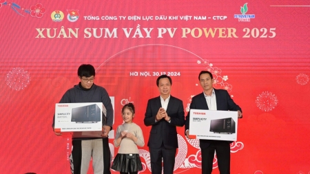 "Xuân sum vầy" PV Power 2025