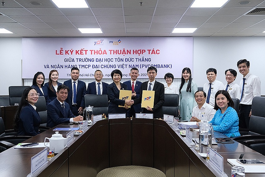 PVcomBank ký kết thỏa thuận hợp tác toàn diện với Trường Đại học Mở Hà Nội và Trường Đại học Tôn Đức Thắng