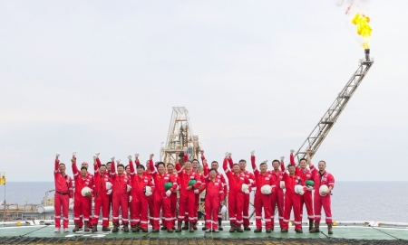 Petrovietnam phấn đấu thi đua hoàn thành vượt mức các chỉ tiêu Đại hội Đảng bộ các cấp nhiệm kỳ 2020-2025