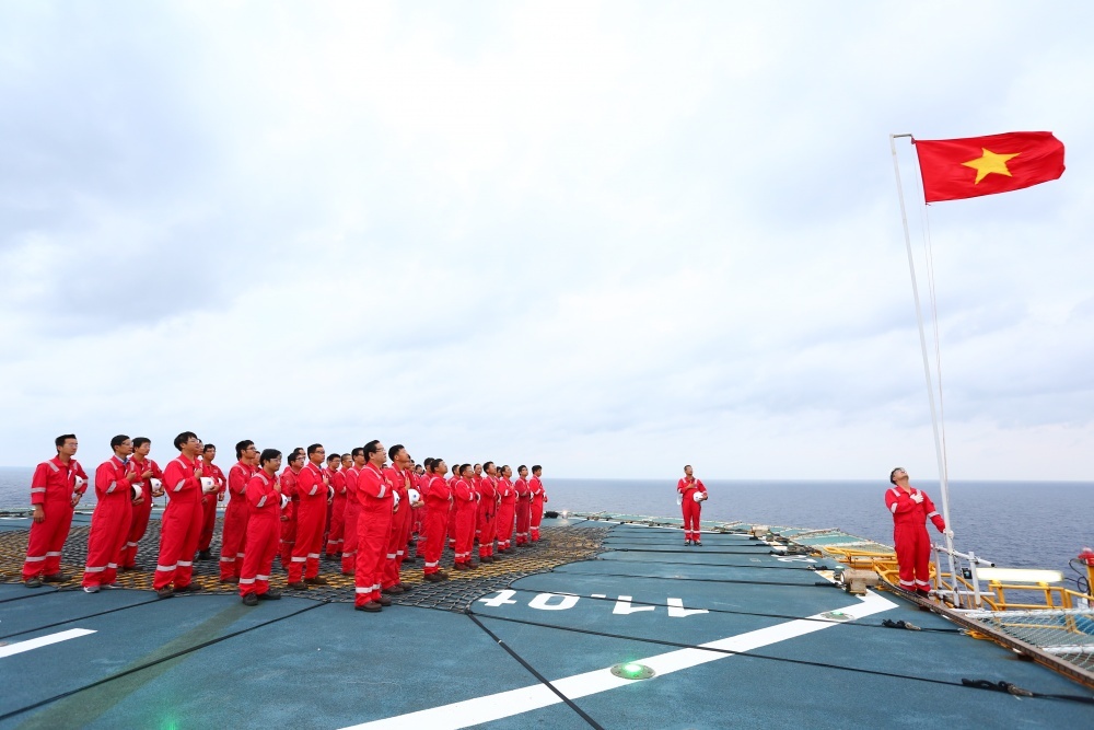 Petrovietnam phát động chuỗi hoạt động Mừng Đảng - Mừng Xuân và Kỷ niệm 95 năm Ngày thành lập Đảng