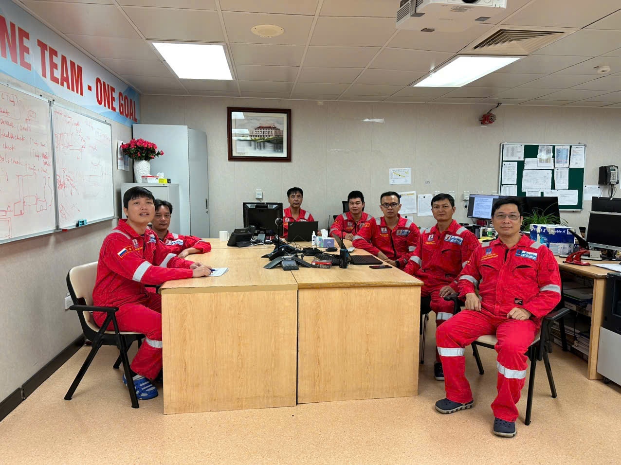 Petrovietnam tham dự Hội nghị toàn quốc về đột phá phát triển khoa học, công nghệ, đổi mới sáng tạo và chuyển đổi số quốc gia Petrovietnam tham dự Hội nghị toàn quốc về đột phá phát triển khoa học, công nghệ, đổi mới sáng tạo và chuyển đổi số quốc gia