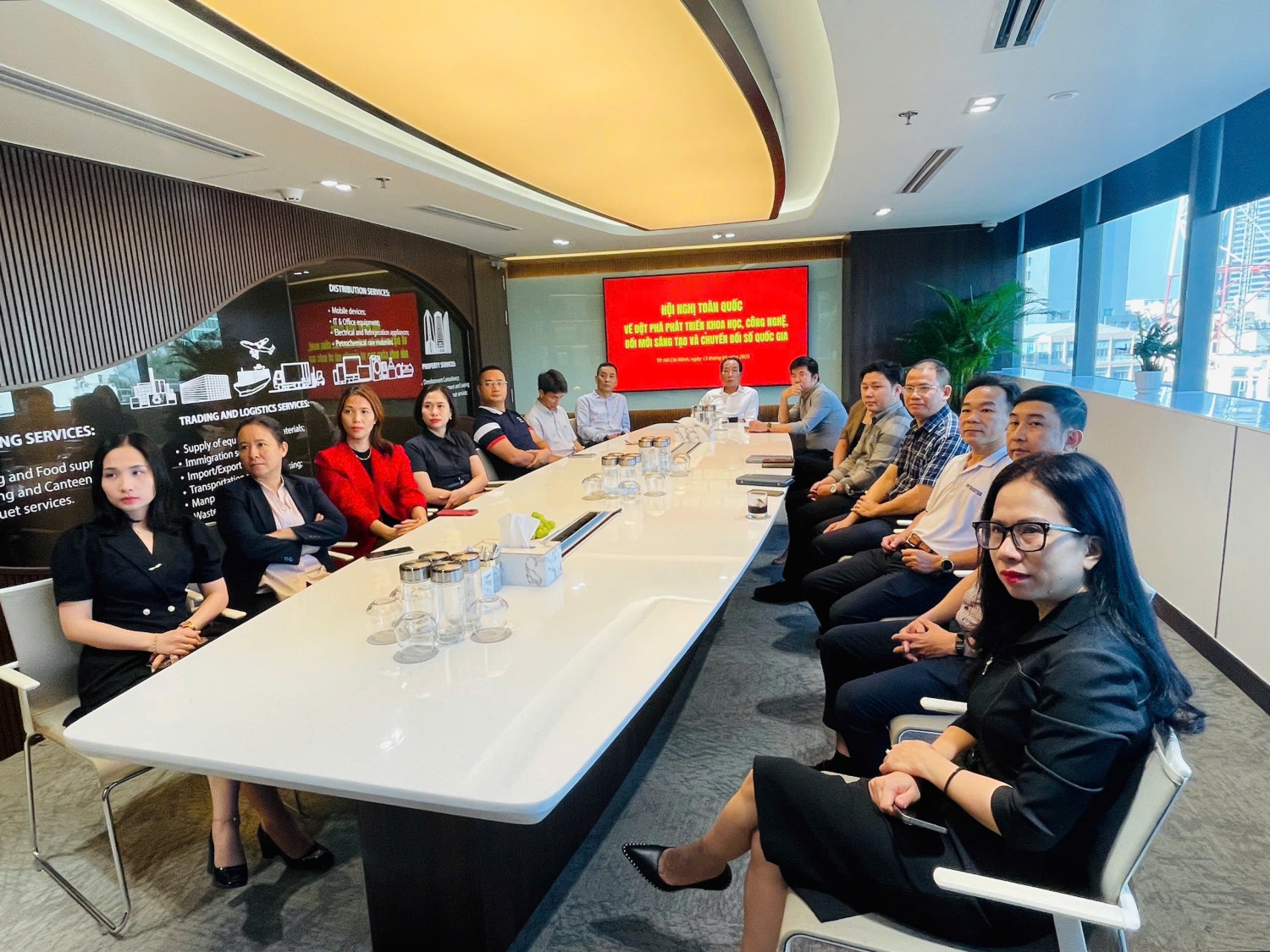 Petrovietnam tham dự Hội nghị toàn quốc về đột phá phát triển khoa học, công nghệ, đổi mới sáng tạo và chuyển đổi số quốc gia Petrovietnam tham dự Hội nghị toàn quốc về đột phá phát triển khoa học, công nghệ, đổi mới sáng tạo và chuyển đổi số quốc gia