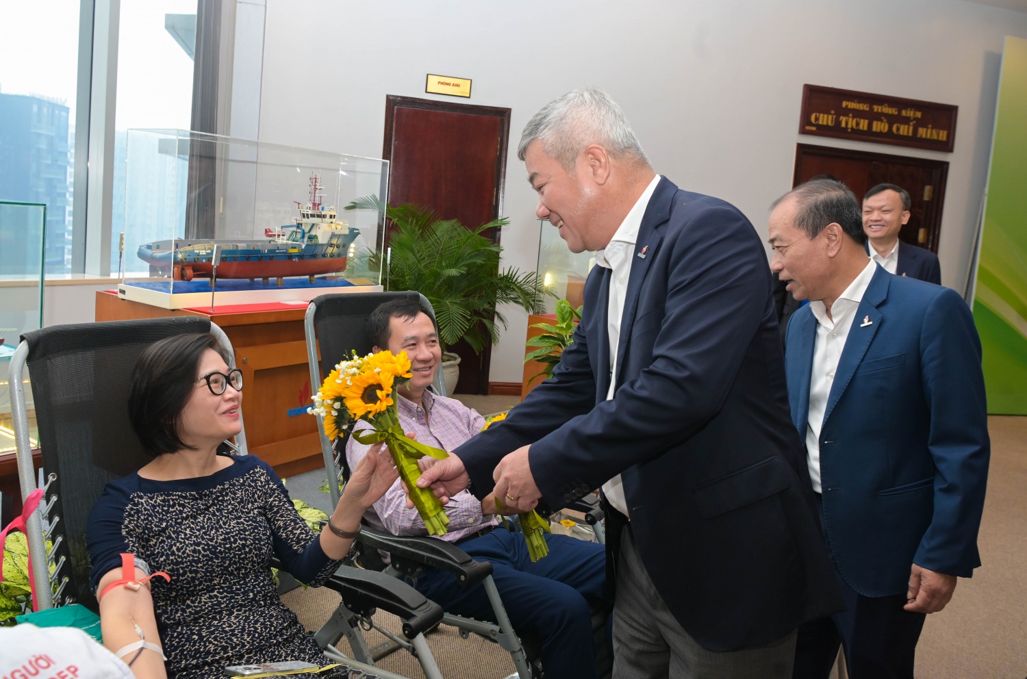 Petrovietnam phát động chương trình hiến máu nhân đạo: "Nhiệt huyết người Dầu khí" năm 2025