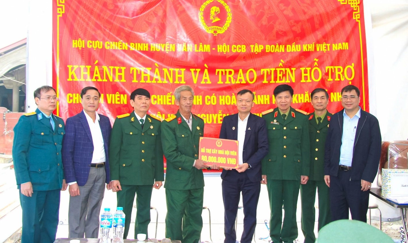 Hội CCB Petrovietnam thăm, tặng quà CCB có hoàn cảnh khó khăn tại huyện Văn Lâm, tỉnh Hưng Yên