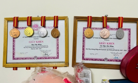 Nữ võ sĩ karate kiên cường chiến đấu với bệnh tật