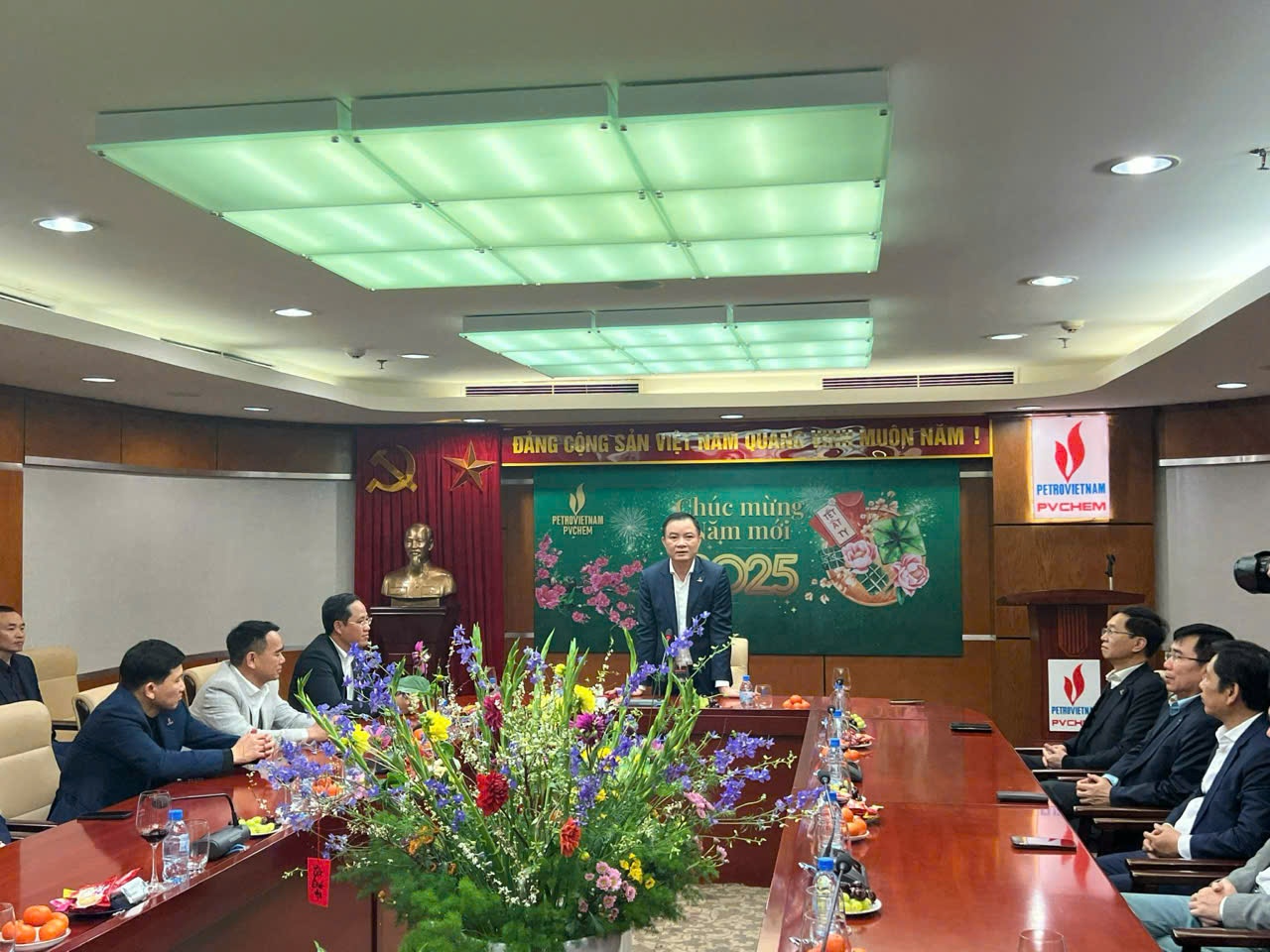 Tổng Giám đốc Petrovietnam thăm và làm việc tại PVChem.
