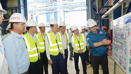 Không khí sản xuất nhộn nhịp, phấn khởi trên những công trình Dầu khí