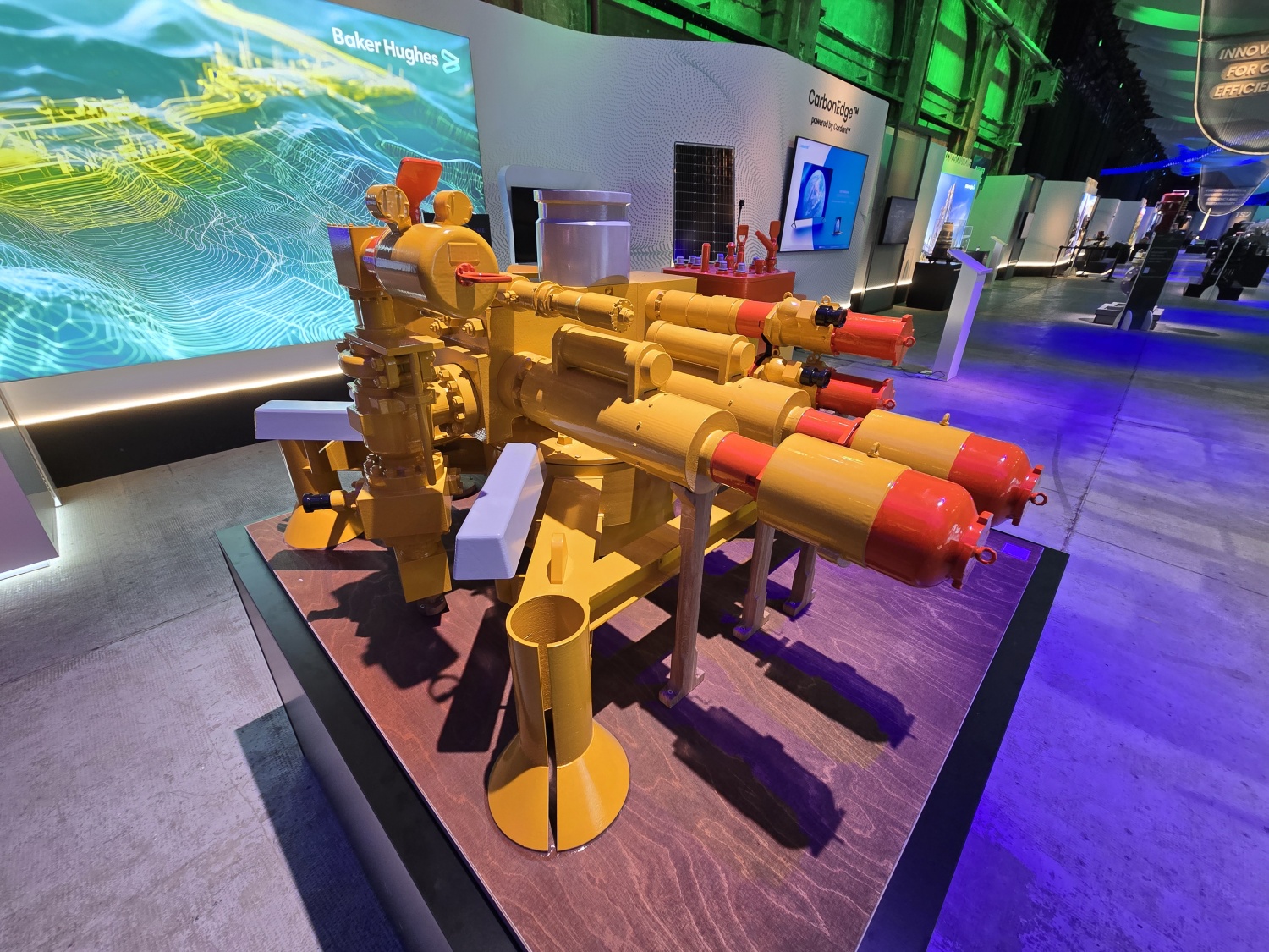 Bộ ba công nghệ điện khí hóa cho các hoạt động trên bờ và ngoài khơi Bộ ba công nghệ điện khí hóa cho các hoạt động trên bờ và ngoài khơi