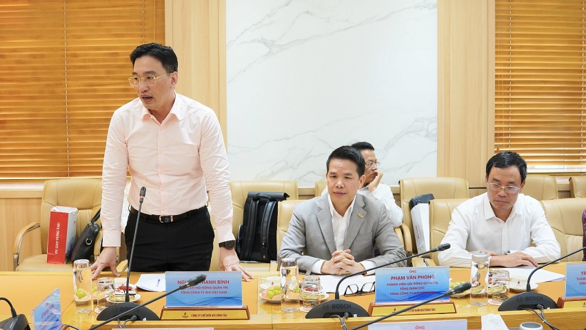 Chairman of Petrovietnam’s BOM, Le Manh Hung urges PV GAS to increase Thi Vai LNG Terminal’s capacity to 3 MTPA