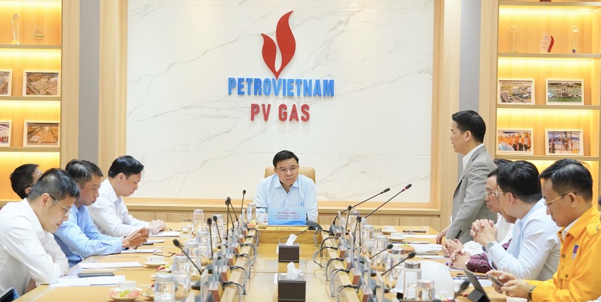 Chairman of Petrovietnam’s BOM, Le Manh Hung urges PV GAS to increase Thi Vai LNG Terminal’s capacity to 3 MTPA