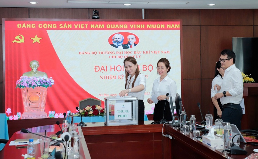 Đảng bộ PVU: Chi bộ Quản lý tổ chức Đại hội điểm nhiệm kỳ 2025-2027