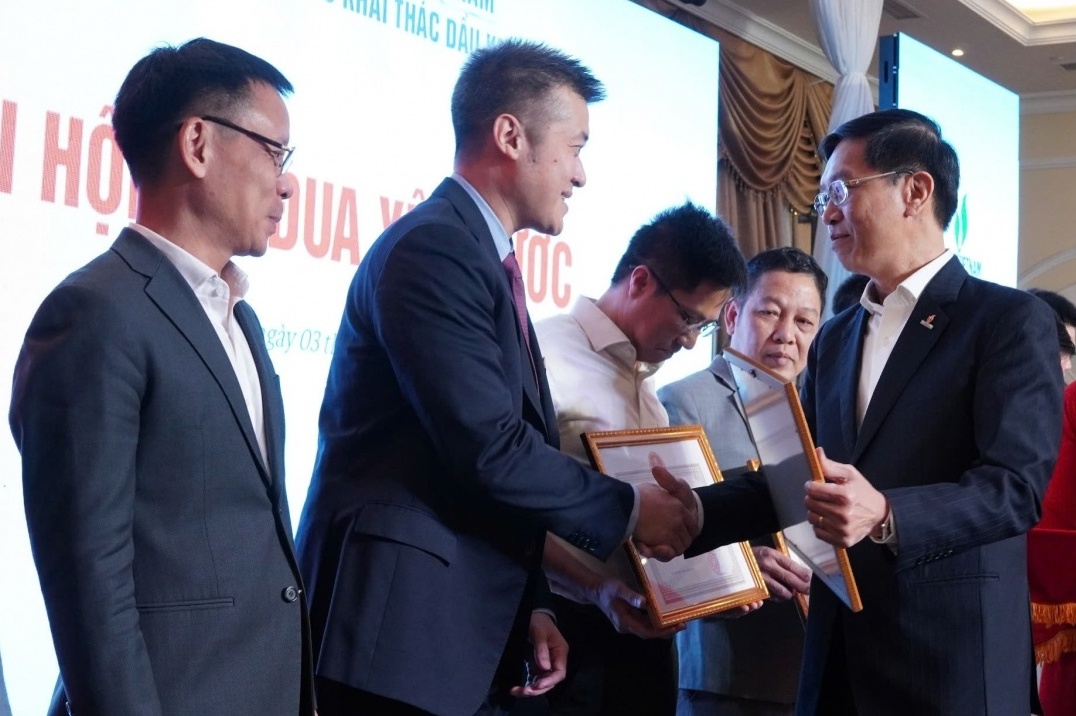 “Tiến độ là tiên quyết - Chất lượng là nền tảng - Hiệu quả là cốt lõi - Để PVEP tăng trưởng, phát triển trở thành tổ chức tin cậy”