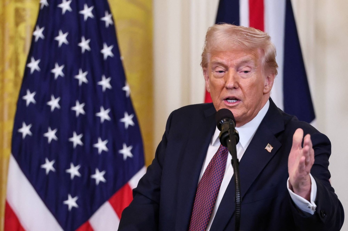 Chiến thuật "bên bờ vực" của Tổng thống Trump