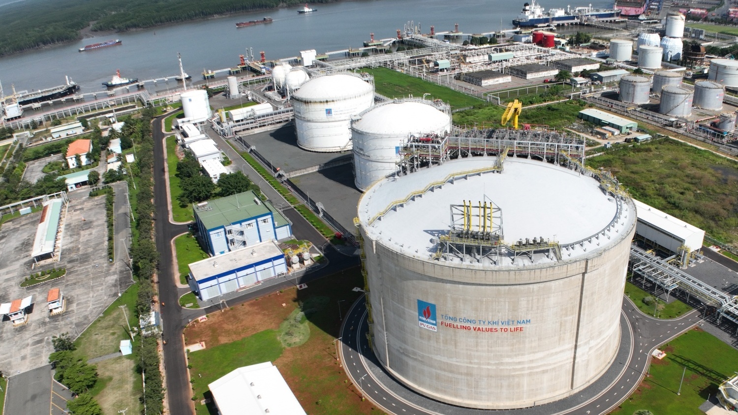 PV GAS signs 25-year contract to distribute LNG to Nhon Trach 3 and Nhon Trach 4 power plants of PV Power