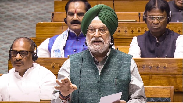 Ấn Độ thông qua dự luật đẩy mạnh đầu tư vào ngành dầu khí