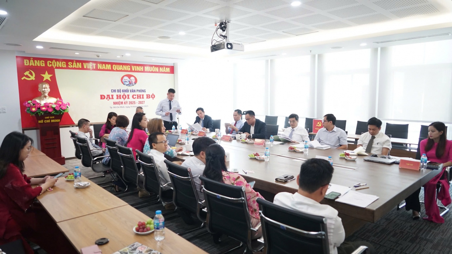Đại hội Chi bộ Khối Văn phòng nhiệm kỳ 2025-2027 thành công tốt đẹp, đánh dấu quyết tâm đổi mới