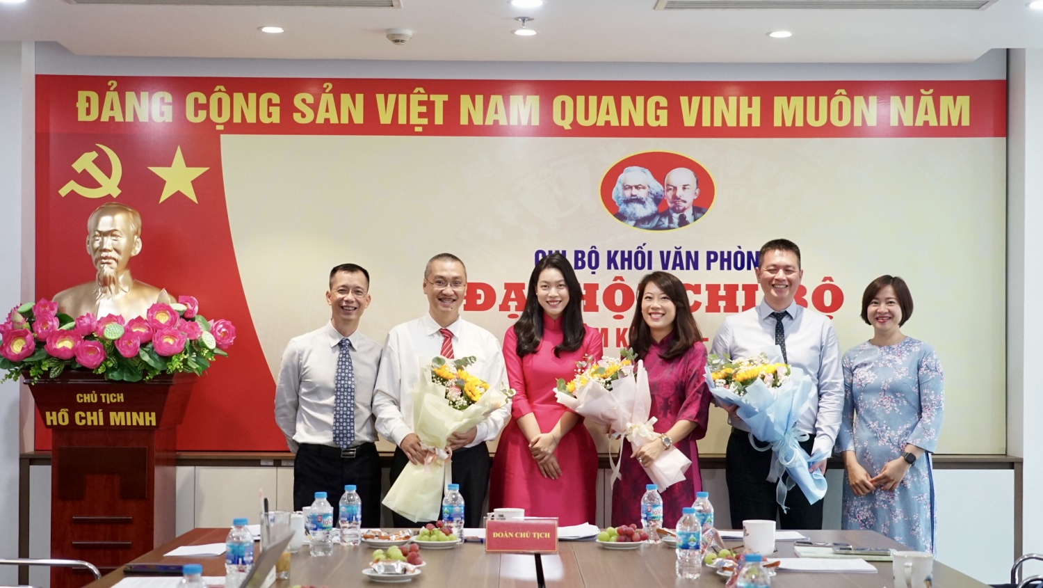 Đại hội Chi bộ Khối Văn phòng nhiệm kỳ 2025-2027 thành công tốt đẹp, đánh dấu quyết tâm đổi mới
