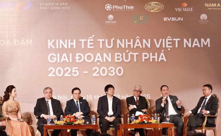 Thời đại 'sao đổi ngôi' của kinh tế tư nhân để hợp lực bứt phá