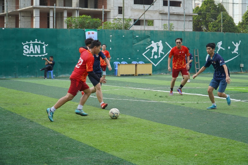 Sôi nổi 