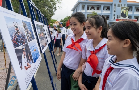 Lan tỏa tình yêu biển đảo Tổ quốc