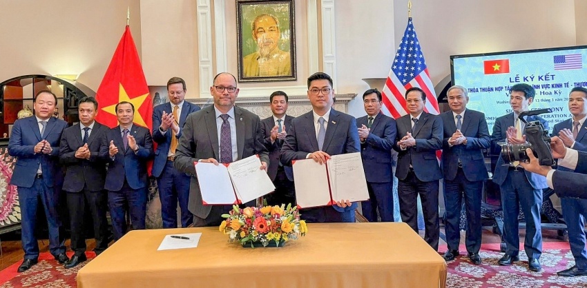 Petrovietnam enhances economic and trade cooperation with US partners