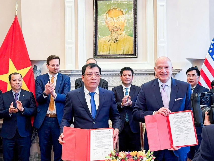 Petrovietnam enhances economic and trade cooperation with US partners