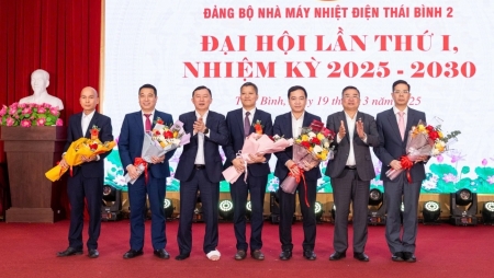 Quyết tâm phấn đấu trở thành nhà máy điện hiệu quả cao