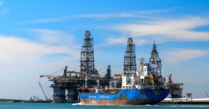 Vitol mua cổ phần tại các dự án thượng nguồn của Eni