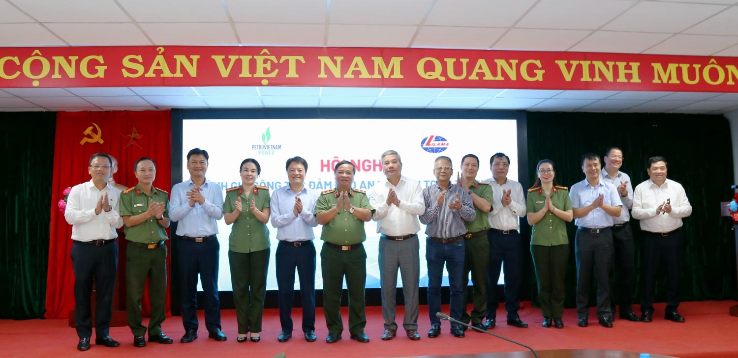 Bảo đảm tốt công tác an ninh, an toàn tại Dự án Nhà máy Điện Nhơn Trạch 3-4 Bảo đảm tốt công tác an ninh, an toàn tại Dự án Nhà máy Điện Nhơn Trạch 3-4