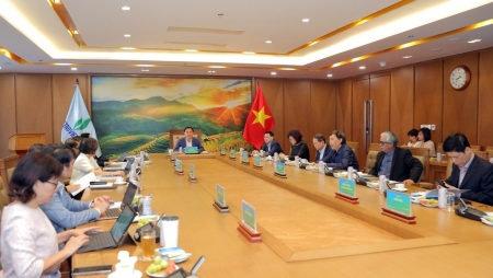 Định hướng chính sách kinh tế - đối ngoại năm 2025, cơ hội và thách thức đối với Petrovietnam