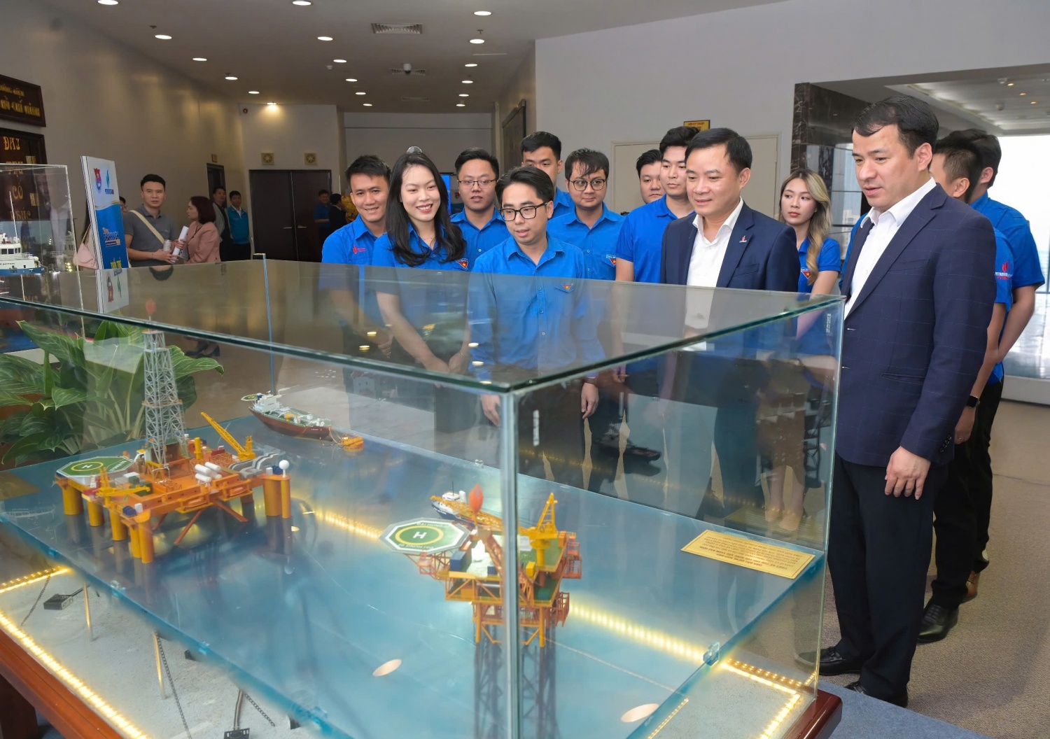 Petrovietnam tuyên dương Thanh niên tiên tiến làm theo lời Bác năm 2025