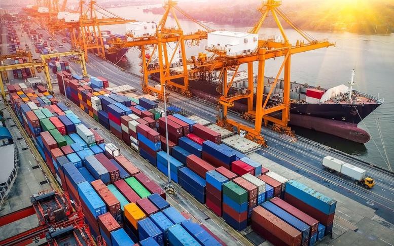 Ứng phó việc áp thuế mới từ Hoa Kỳ: Bình tĩnh, chủ động, khôn khéo thì sẽ vượt qua thử thách