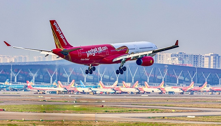 Mừng 50 năm ngày thống nhất đất nước 30/4, Vietjet giảm 50% giá vé đưa bạn bay khám phá muôn nơi
