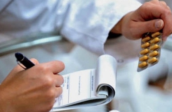 Bộ Y tế siết chặt kiểm tra việc kê đơn thuốc, sữa và thực phẩm chức năng trong khám chữa bệnh