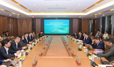Petrovietnam - Vietcombank tăng cường hợp tác, đồng hành kiến tạo nền công nghiệp năng lượng quốc gia