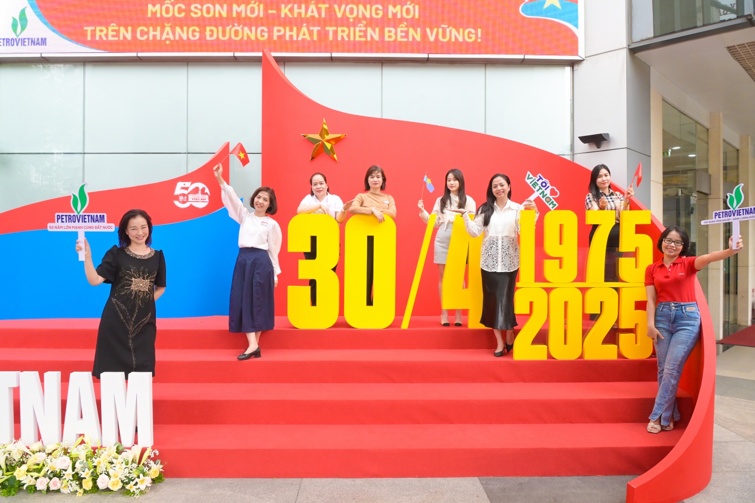 Bộ máy Quản lý và Điều hành Petrovietnam kỷ niệm 50 năm Giải phóng miền Nam, thống nhất đất nước