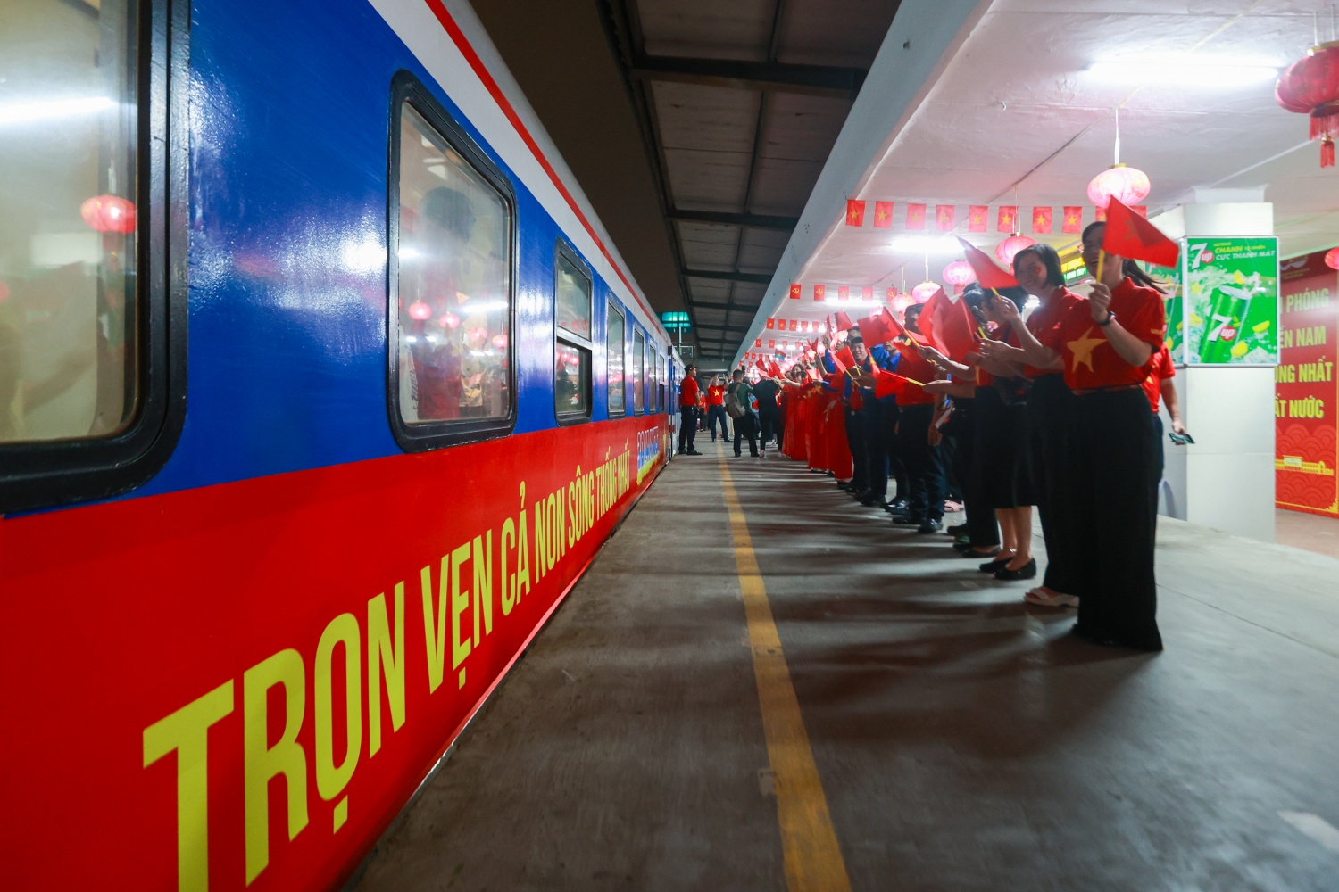 Thống Nhất - Đoàn tàu lan tỏa niềm tự hào dân tộc, tinh thần yêu nước