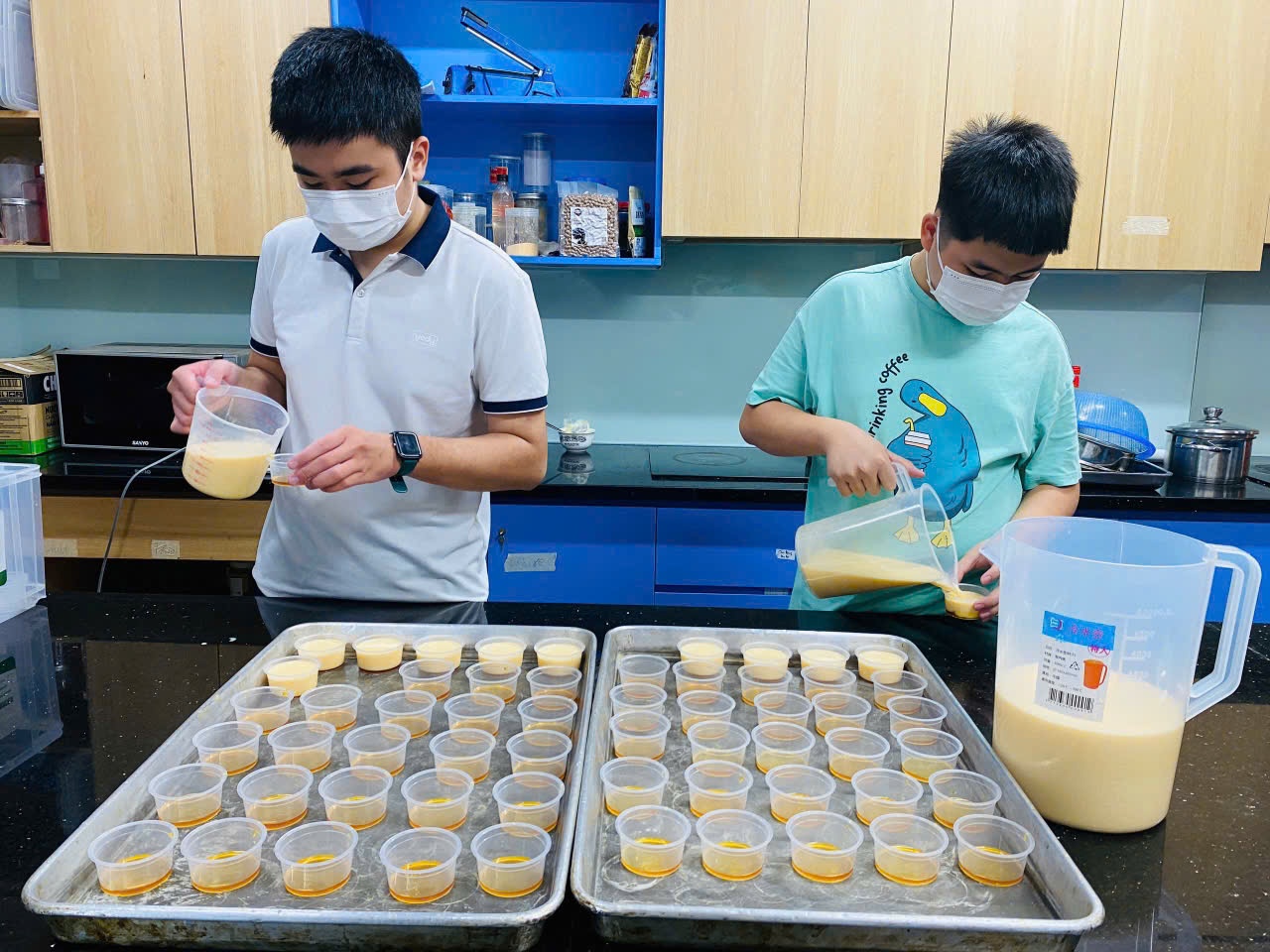 Cô giáo mầm non và lớp học miễn phí cho trẻ tự kỷ