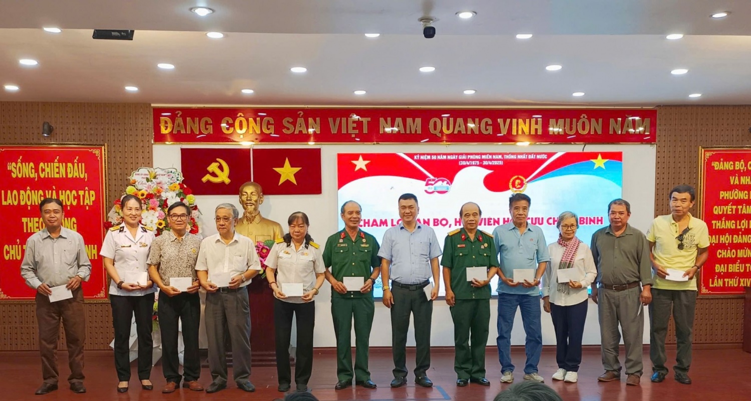 PTSC đồng hành cùng phường Bến Nghé kỷ niệm 50 năm Giải phóng miền Nam, thống nhất đất nước
