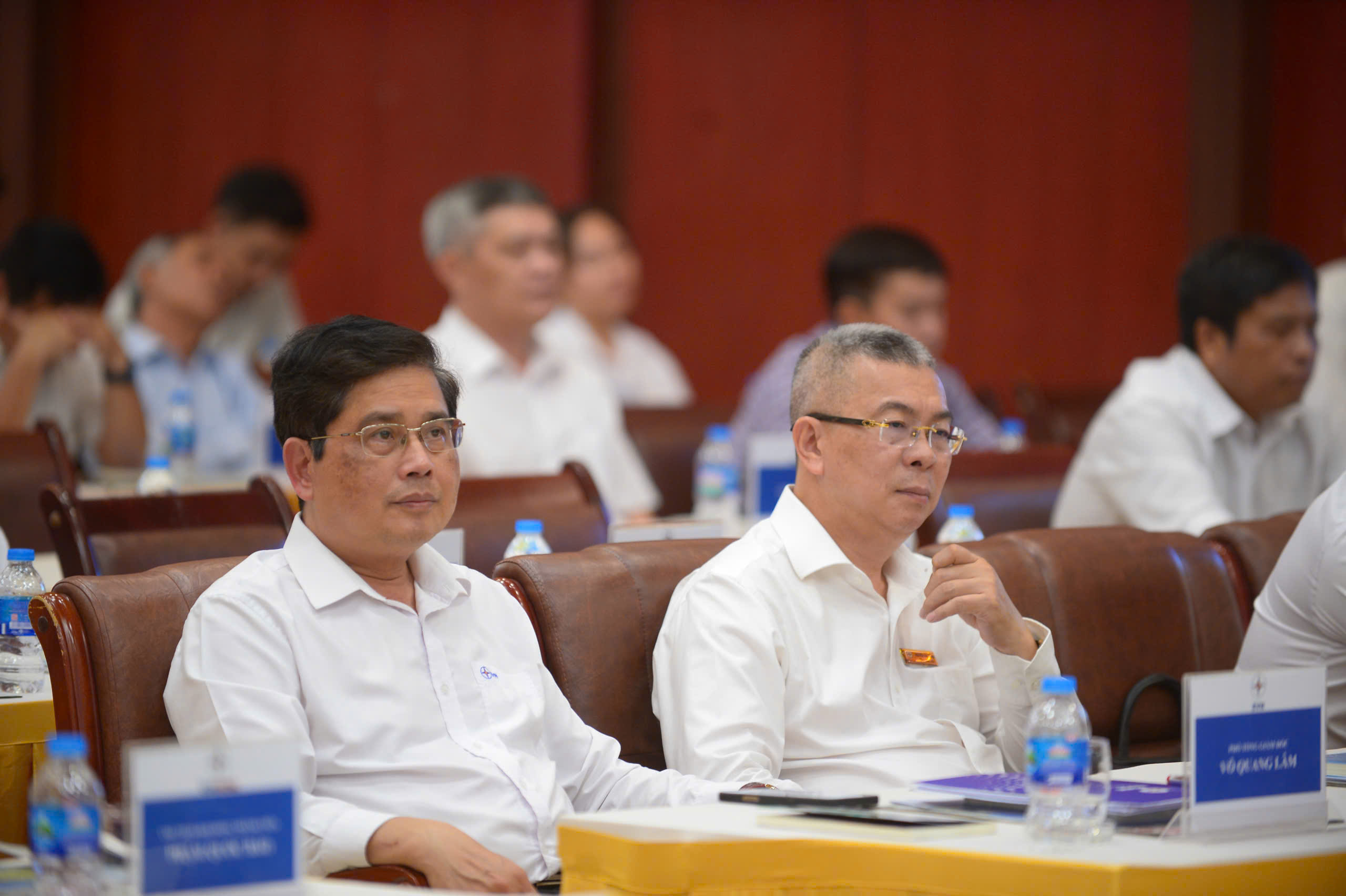 Cuộc thi viết 'Tiết kiệm điện thành thói quen' năm 2025: Tổng giải thưởng 130 triệu đồng; phong phú chủ đề, cách thể hiện- Ảnh 5.