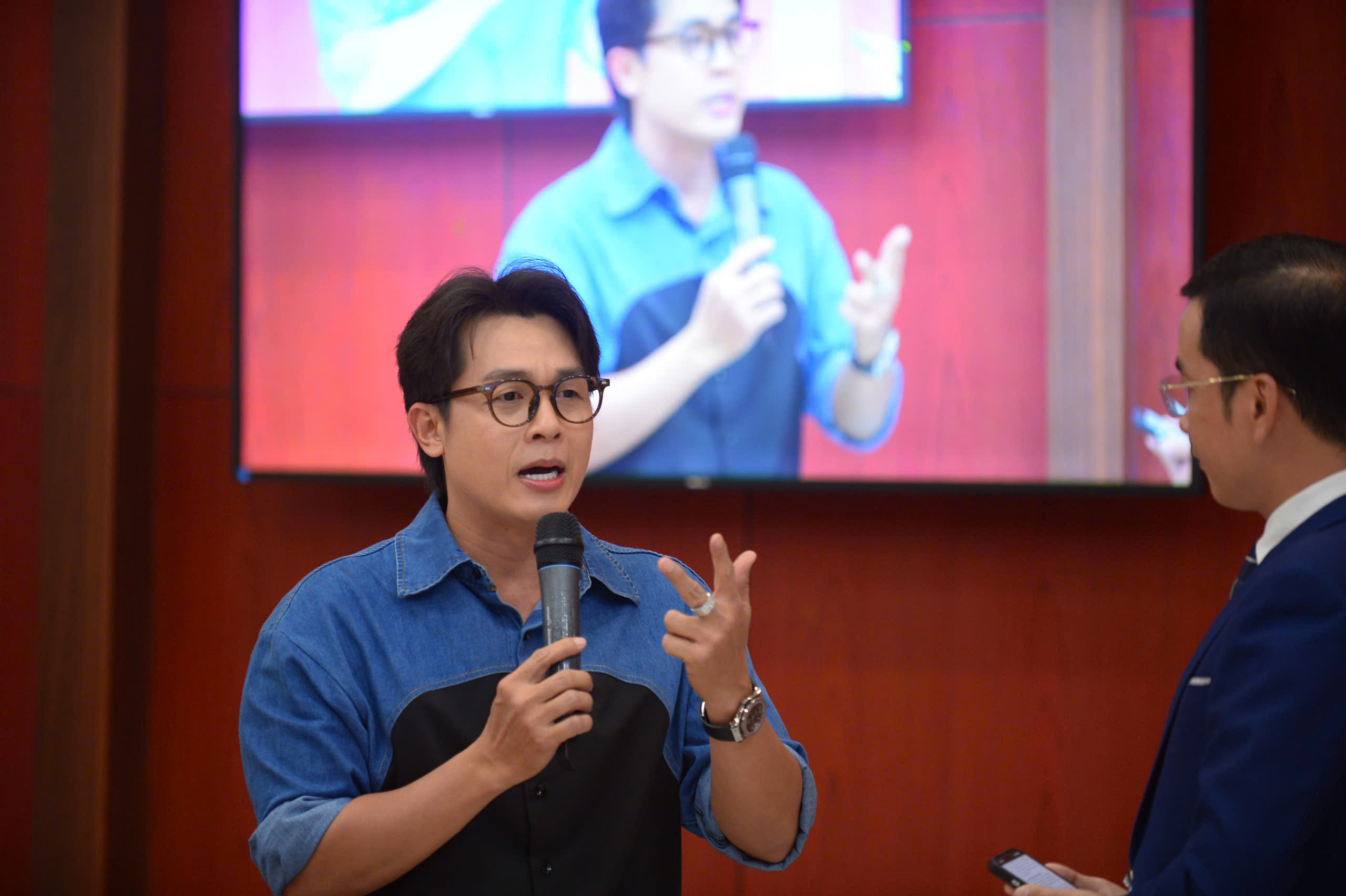 Cuộc thi viết 'Tiết kiệm điện thành thói quen' năm 2025: Tổng giải thưởng 130 triệu đồng; phong phú chủ đề, cách thể hiện- Ảnh 11.