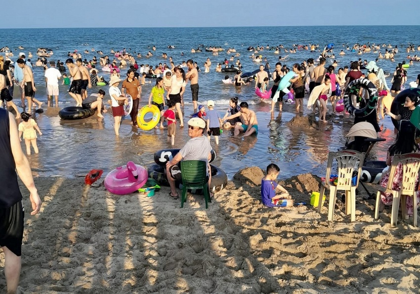 Nhiều bãi biển tại Thanh Hóa 