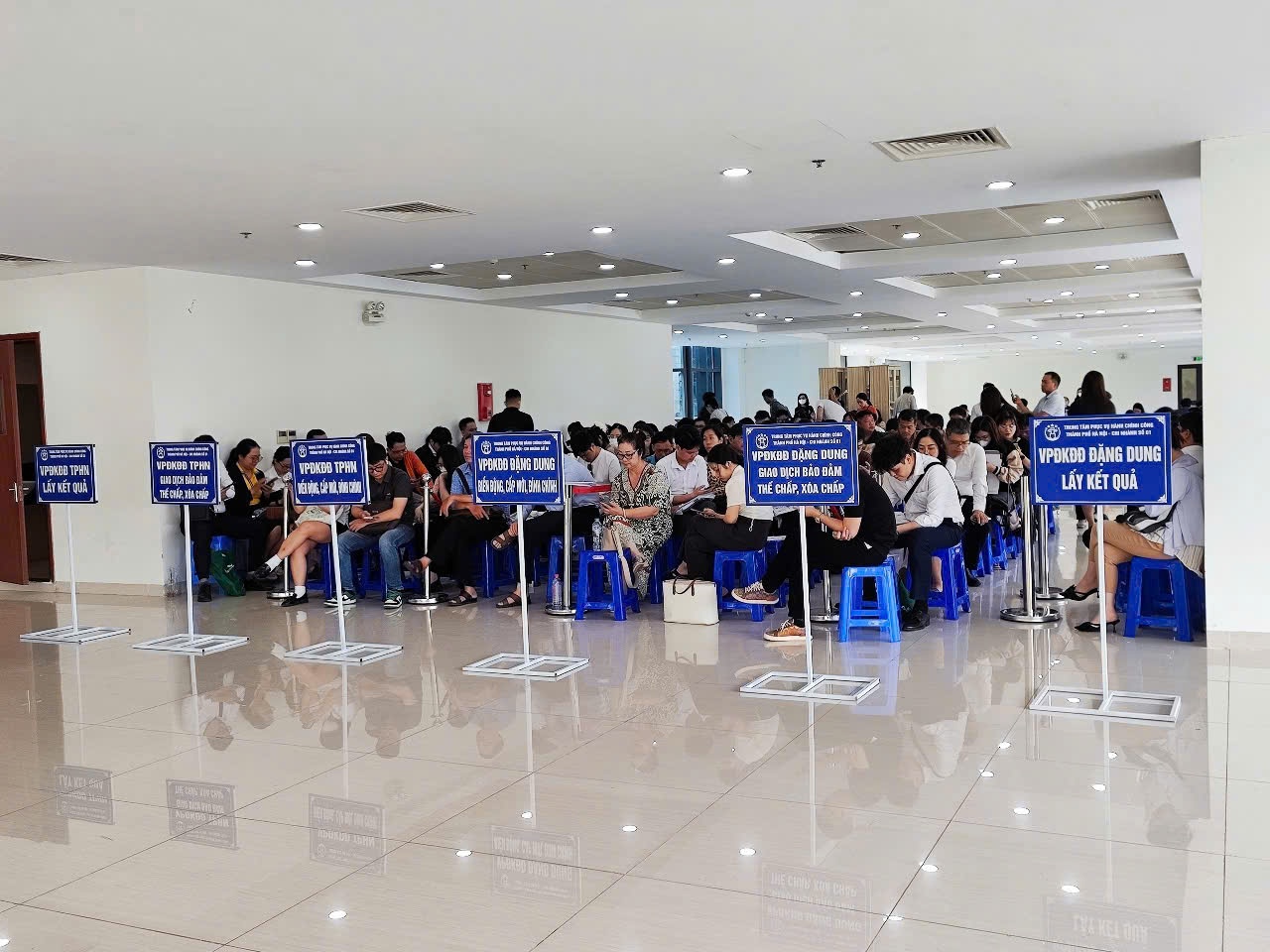 Hà Nội thúc đẩy sử dụng hồ sơ điện tử, hướng tới nền hành chính không giấy tờ