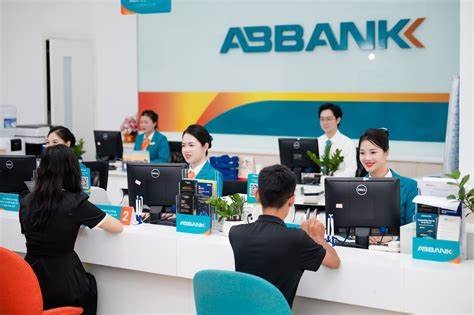 Điểm tin ngân hàng ngày 3/5: Nhiều ngân hàng chốt thời hạn ngừng giao dịch thẻ từ ATM