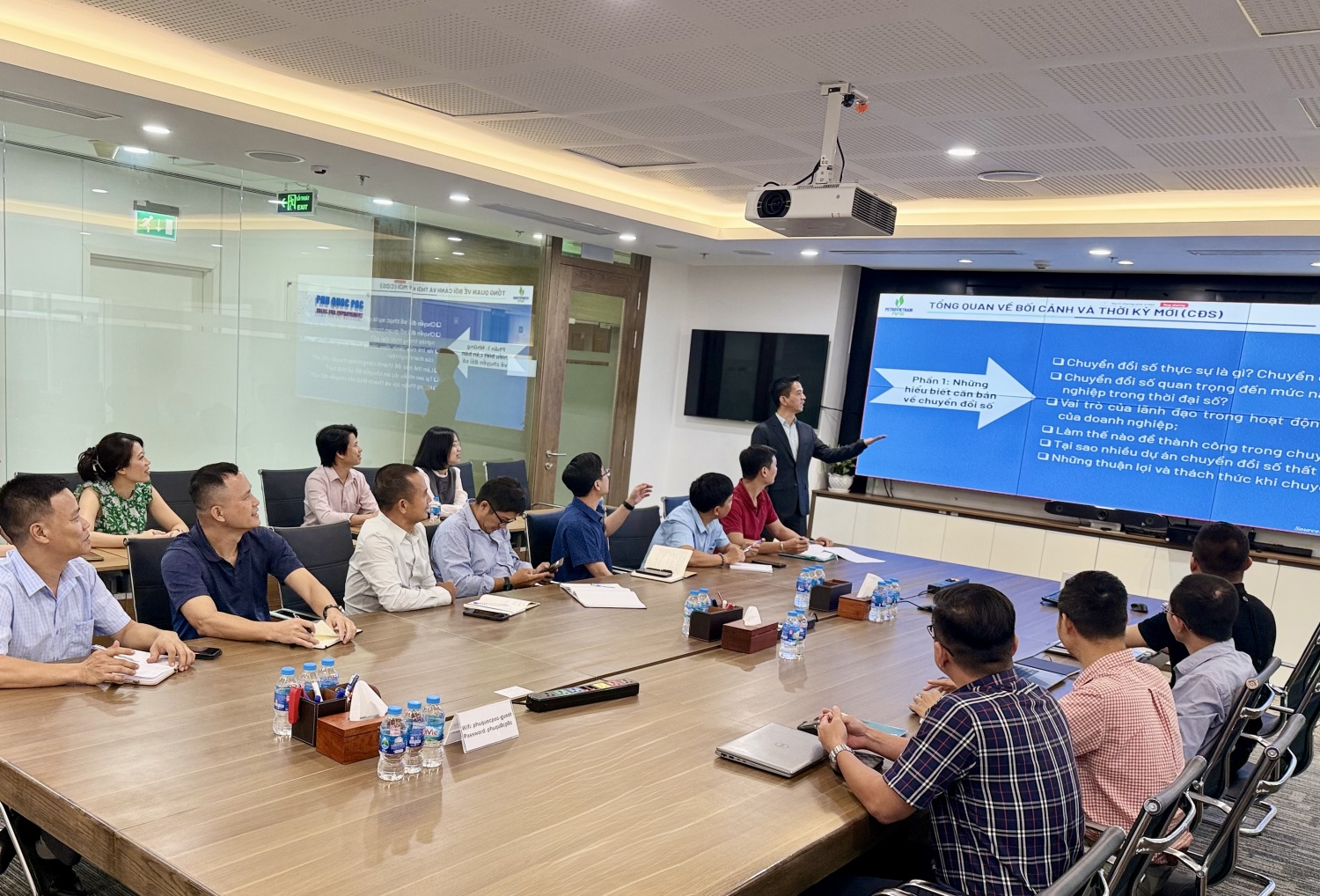 PQPOC hưởng ứng phong trào “Bình dân học vụ số”: Mỗi người lao động là một hạt nhân chuyển đổi số