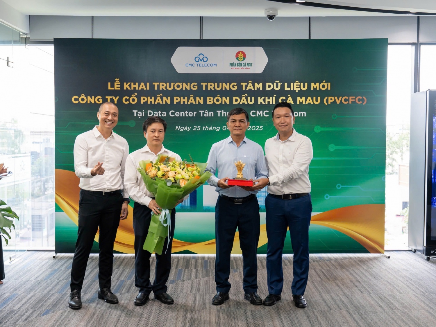 Đưa nghị quyết vào cuộc sống: Đảng dẫn dắt chuyển đổi số PVCFC