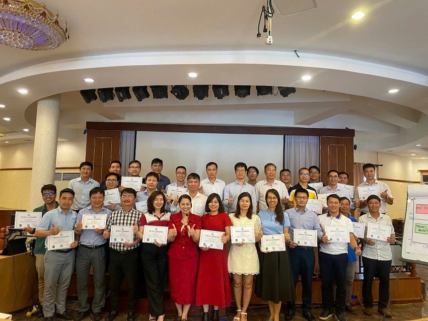 Vietsovpetro chú trọng phát triển năng lực lãnh đạo cho đội ngũ quản lý cấp cơ sở